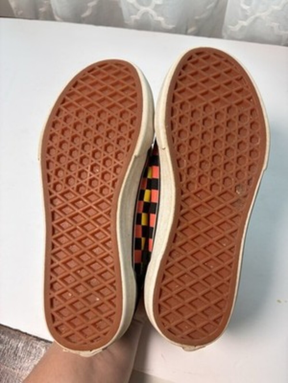 VANS Old Skool V Neon Glow Checkerboard Youth Size 3 Skate Shoes - Picture 10 of 11
